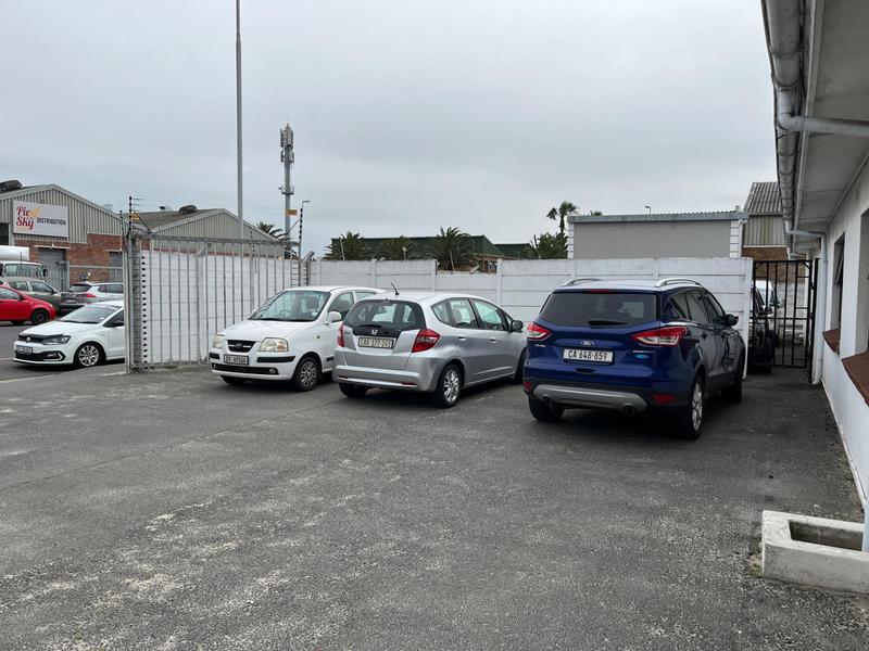 To Let Commercial Property for Rent in Montague Gardens Western Cape